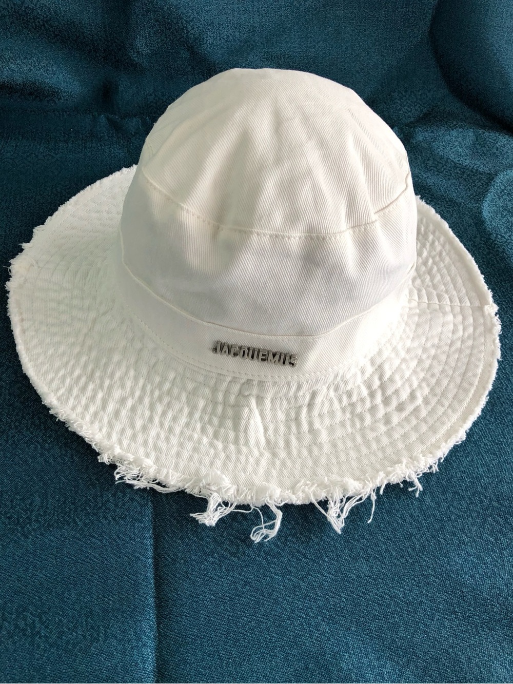 Jacquemus Le Bob Artichaut logo Bucket Hat